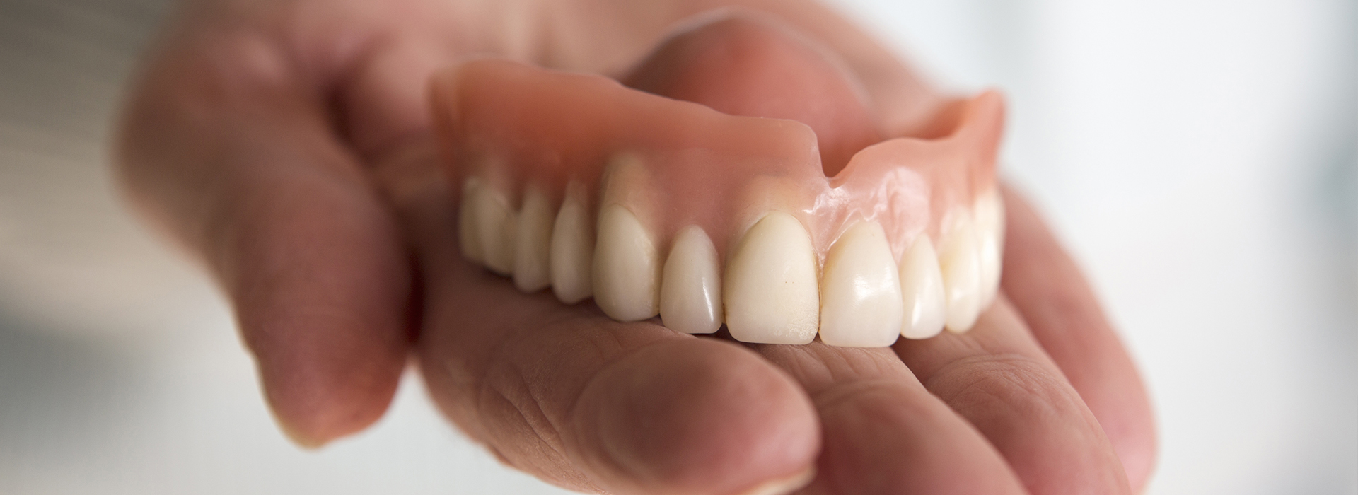 Granger Dentistry | Dental Lab, Emergency Treatment and All-on-6 reg 